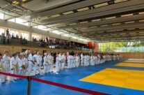 Acht Medaillen zum Saisonstart