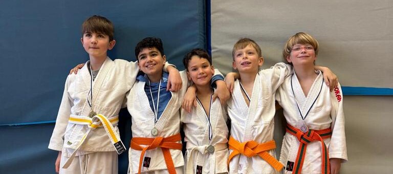 5 Medaillen beim Neujahrsturnier erkämpft